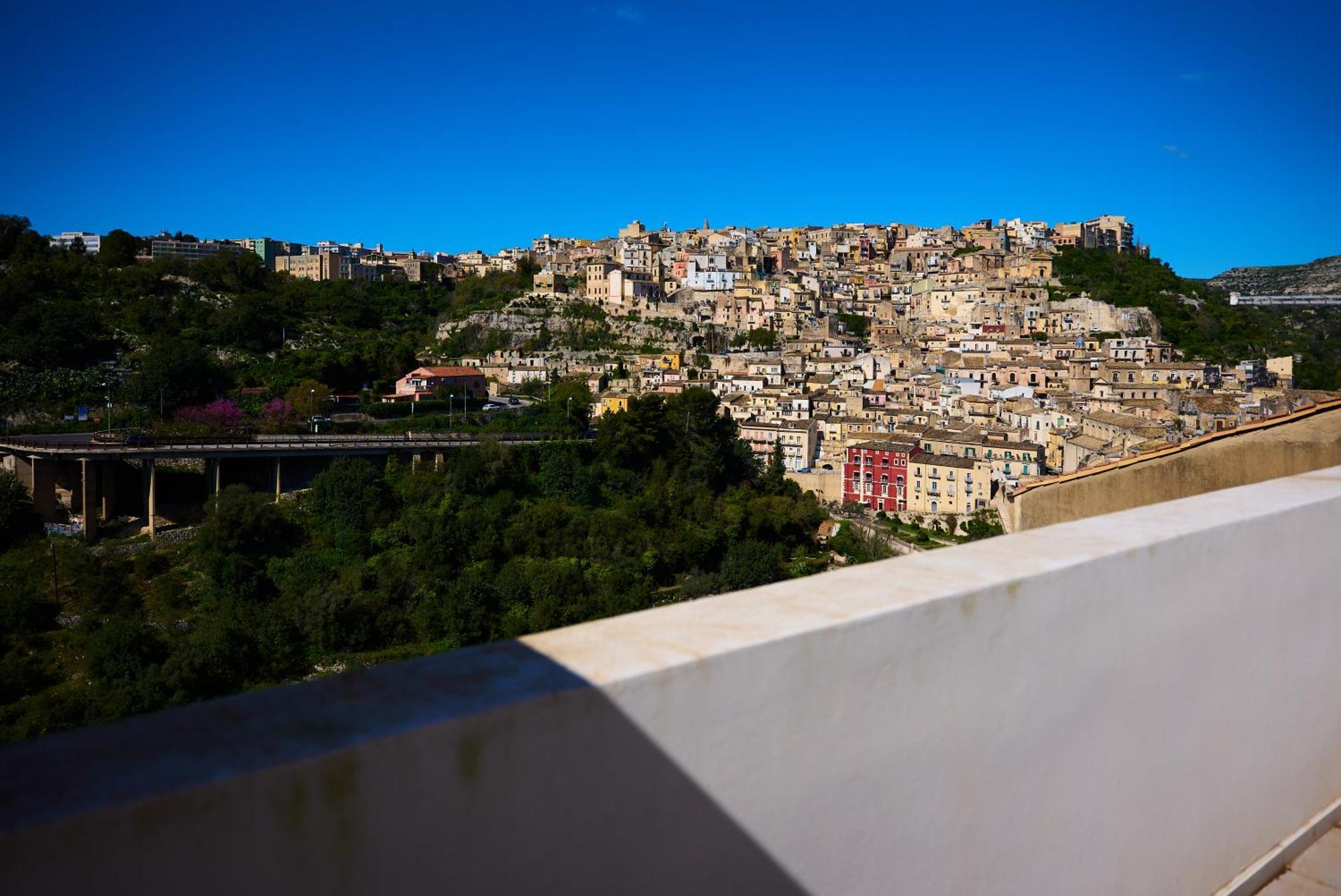 Bed and Breakfast La Terrazza Sul Barocco à Raguse Extérieur photo